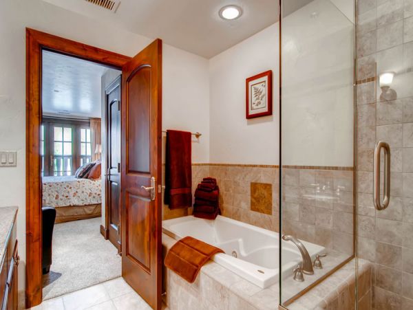 Beaver Creek Bachelor Gulch Condo 968595