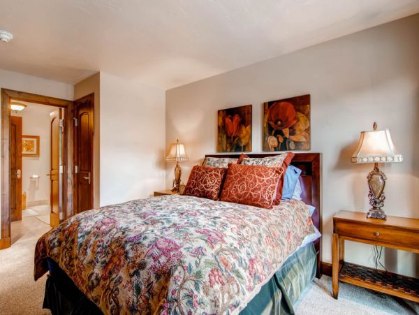 Beaver Creek Bachelor Gulch Condo 968595