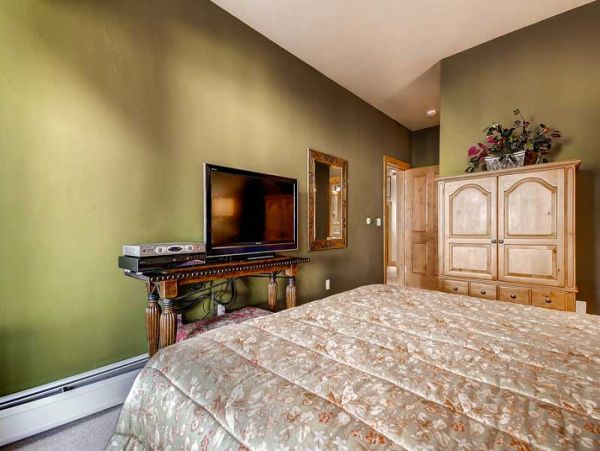 Beaver Creek Bachelor Gulch Condo 968603