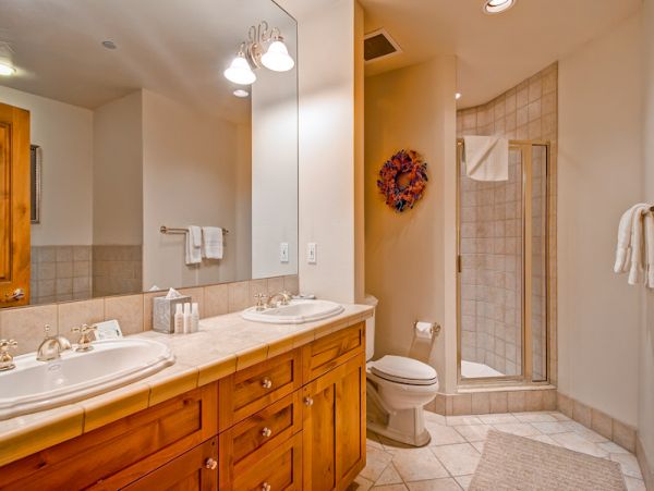 Beaver Creek Bachelor Gulch Condo 968606