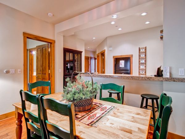 Beaver Creek Bachelor Gulch Condo 968606