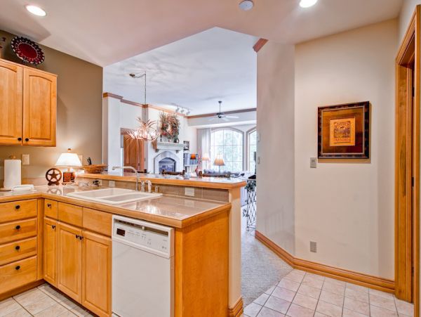Beaver Creek Bachelor Gulch Condo 968608