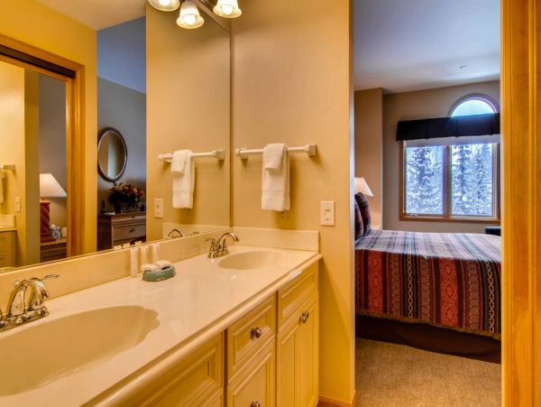 Beaver Creek Bachelor Gulch Condo 968630