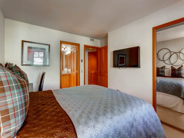 Beaver Creek Bachelor Gulch Condo 968638