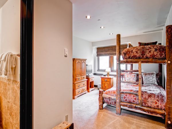 Beaver Creek Bachelor Gulch Condo 968643