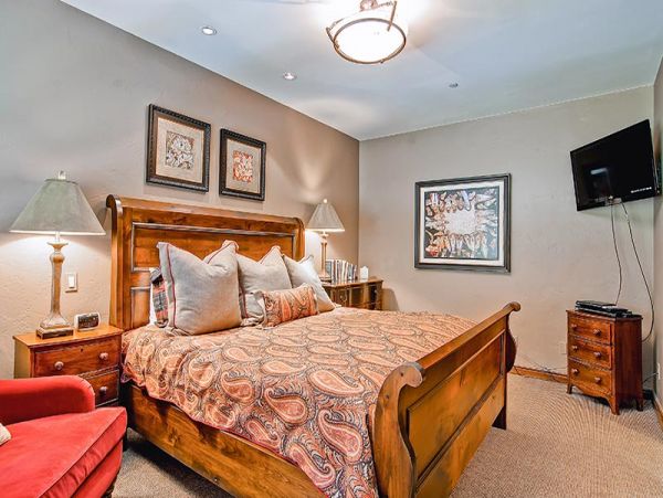 Beaver Creek Bachelor Gulch Condo 968651