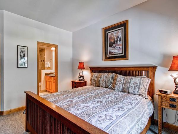 Beaver Creek Bachelor Gulch Condo 968657