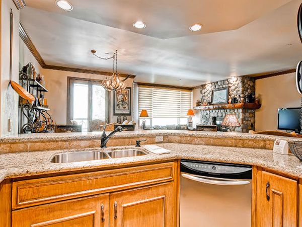 Beaver Creek Bachelor Gulch Condo 968658