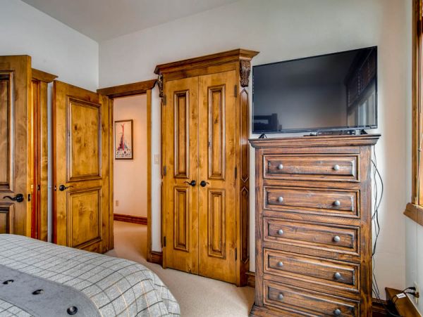Beaver Creek Bachelor Gulch Condo 968660