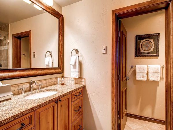 Beaver Creek Bachelor Gulch Condo 968661