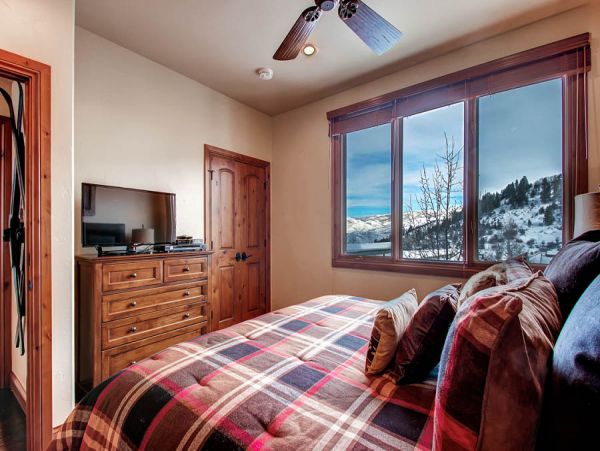 Ski in Ski Out Luxury Town Home