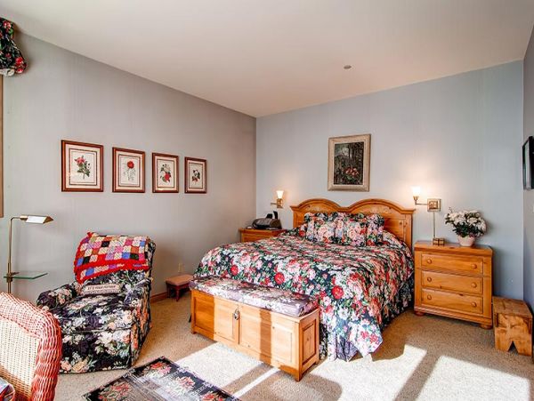 Beaver Creek Bachelor Gulch Condo 968666
