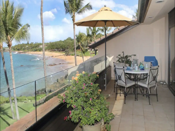 Pacific Ocean Front 2 Bedroom Condo in Wailea-Makena