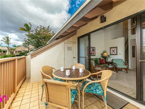 2/2 Ocean view Condo Close to Restaurants