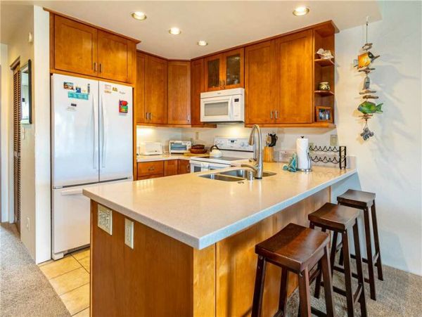 2/2 Ocean view Condo Close to Restaurants