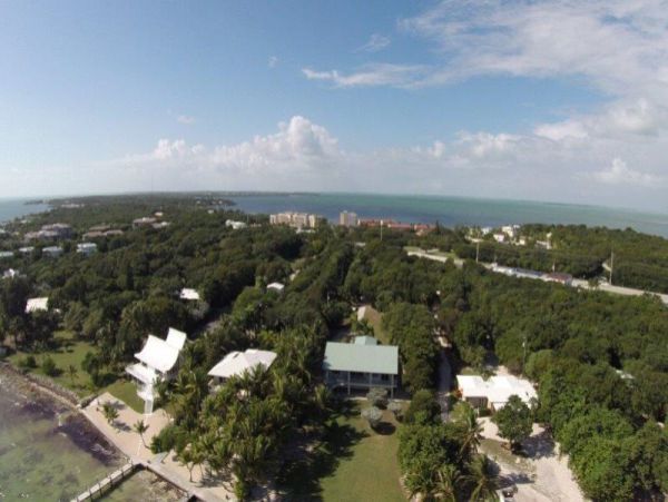 Oceanview Islamorada Vacation Home Three Bedrooms