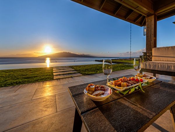 Luxury Five Bedroom Ocean View Vacation Home in Lahaina