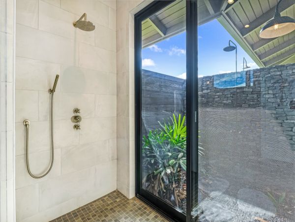 Luxury Five Bedroom Ocean View Vacation Home in Lahaina