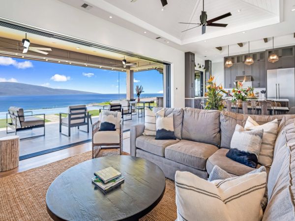 Luxury Five Bedroom Ocean View Vacation Home in Lahaina