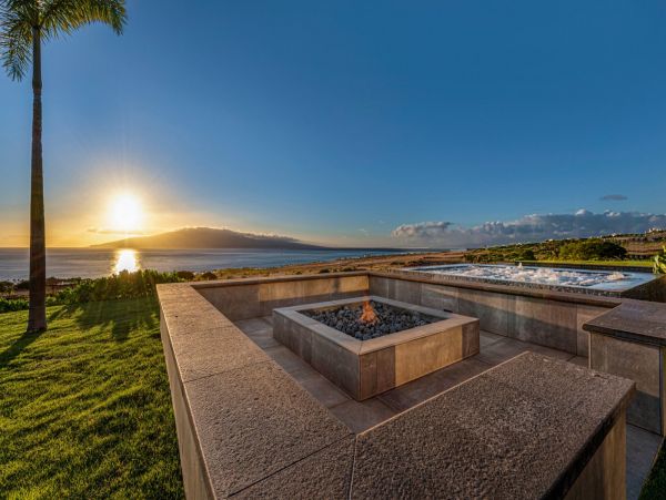 Luxury Five Bedroom Ocean View Vacation Home in Lahaina
