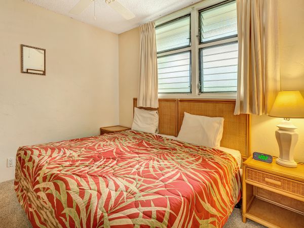 Oceanfront Condo with 2 Bedrooms in Kailua-Kona
