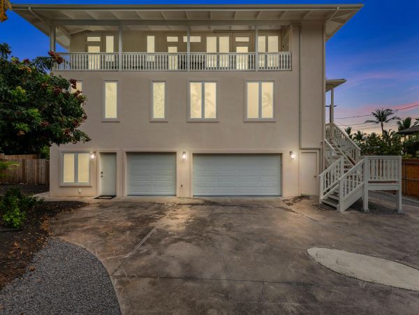 Beautiful 5 bedroom Property in Kona