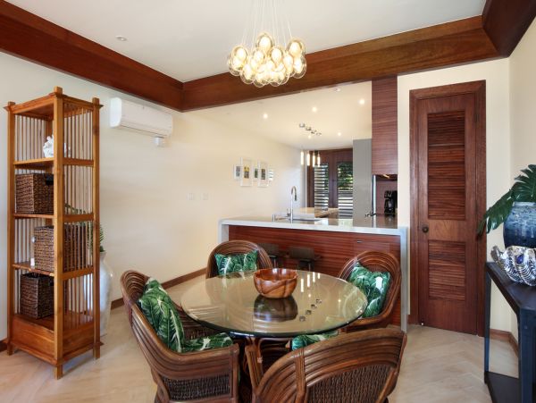 Oceanfront Two Bedroom Vacation Villa in Poipu