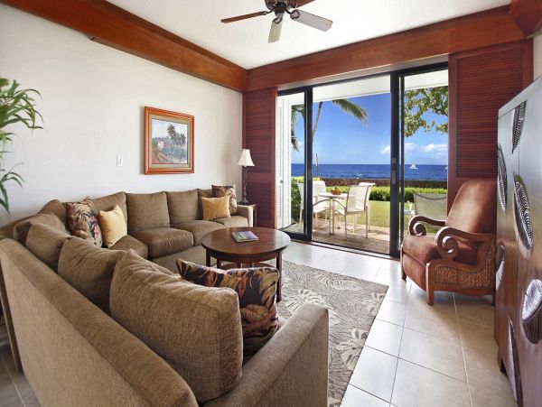 Luxurious Poipu Oceanfront Condo with Stunning Beach Views