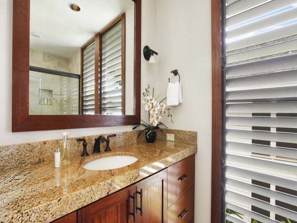 Luxurious Poipu Oceanfront Condo with Stunning Beach Views