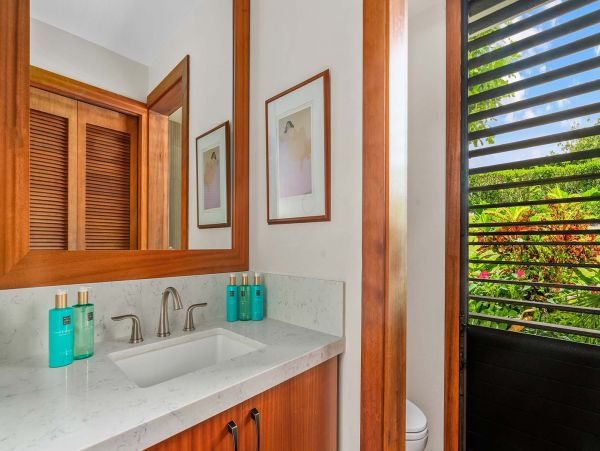 Poipu Condo Sleeps 5