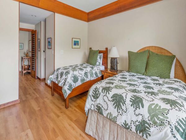 Poipu Condo Sleeps 5
