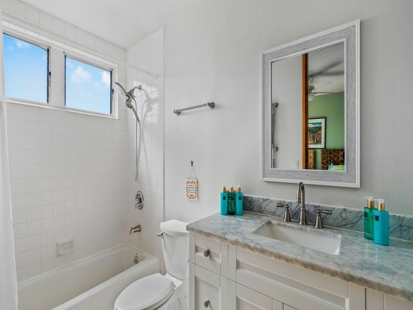 Kauai Oceanfront Vacation Rental with Spectacular Views