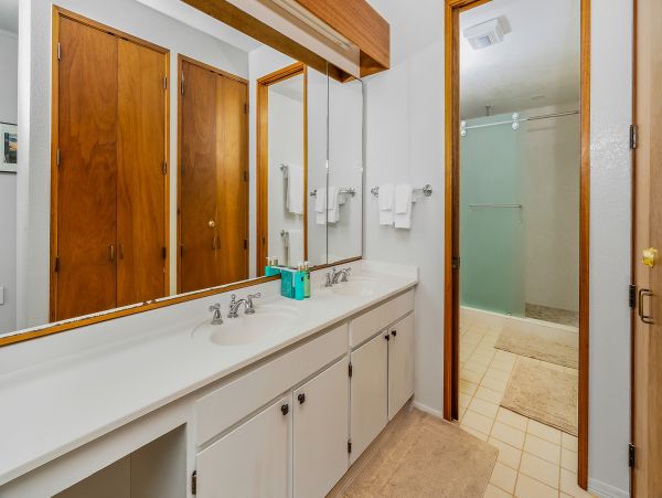 Kauai Oceanfront Vacation Rental with Spectacular Views