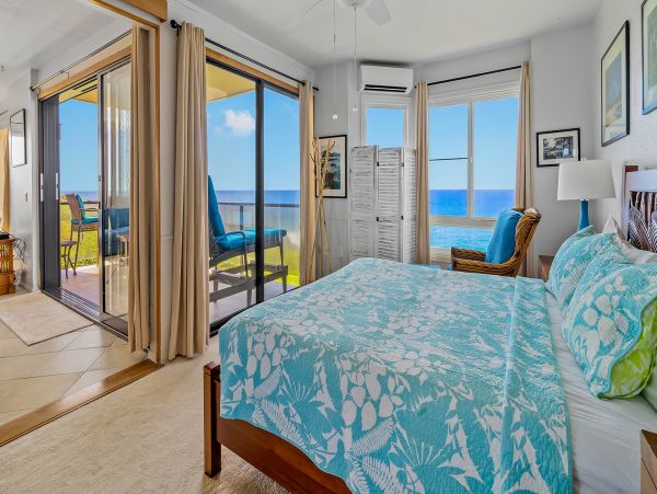 Kauai Oceanfront Vacation Rental with Spectacular Views