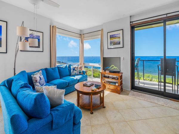 Kauai Oceanfront Vacation Rental with Spectacular Views
