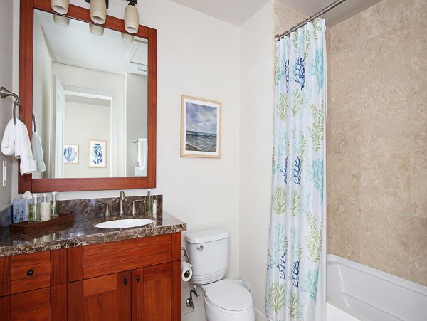 Exquisite Three Bedroom Vacation Condo in Poipu