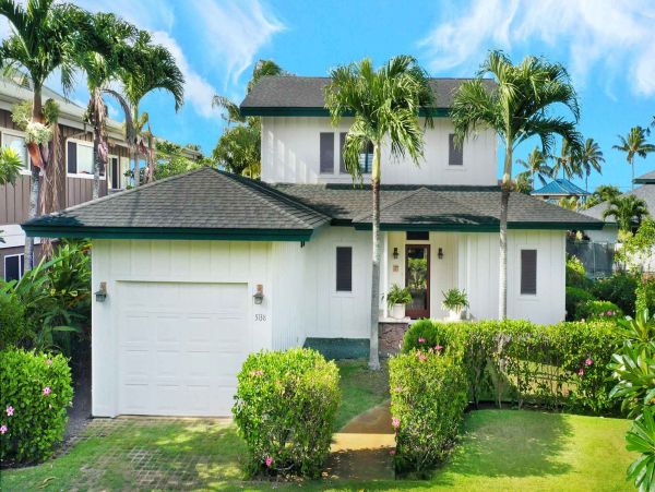 Kauai Magnificent Villa Either Three Bedrooms or Five !