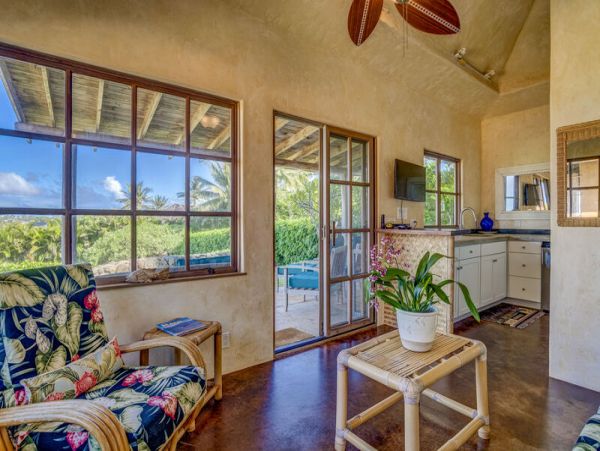 Beach House Maui Best Rental with Ocean Views