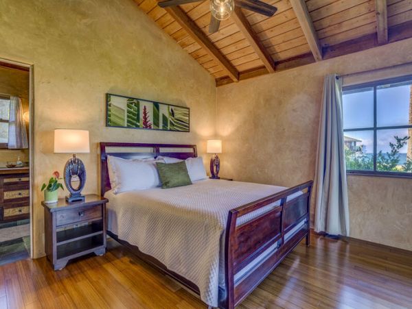 Beach House Maui Best Rental with Ocean Views