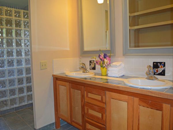 Haiku Home 970105