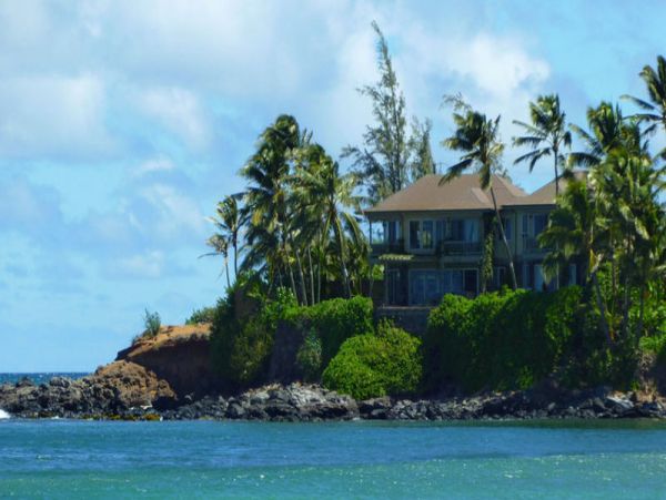 Maui Beach House with Pool Views of Pacific Ocean.
