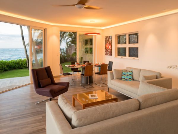 Maui Beach House with Pool Views of Pacific Ocean.