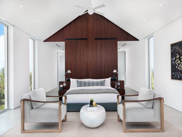 Turks & Caicos Vacation Villa with Private Pool & Bay Views