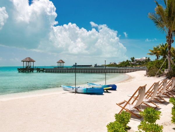 Turks & Caicos Vacation Villa with Private Pool & Bay Views