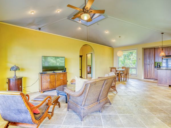 Hilo District Home 970131