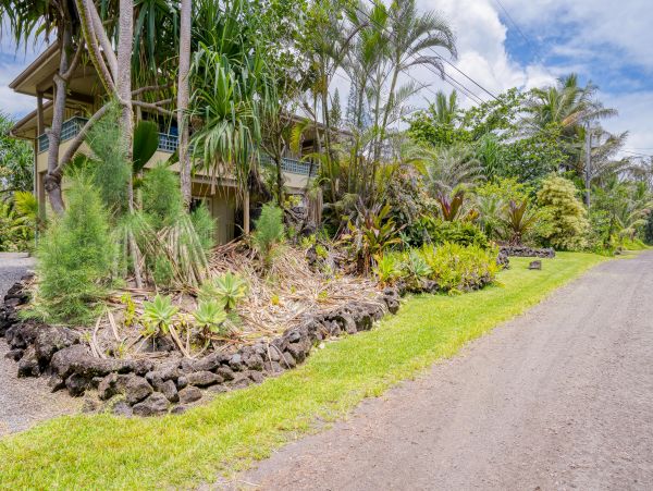 Hilo District Home 970131