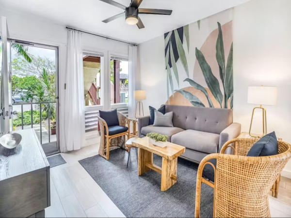 Beautifully Remodeled Condo in Kauai - Steps from the Beach