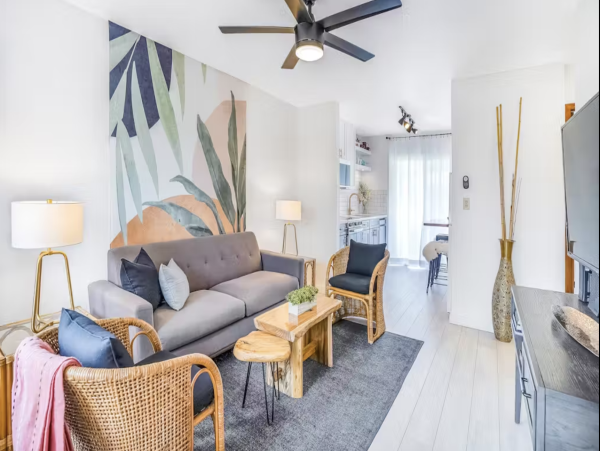 Beautifully Remodeled Condo in Kauai - Steps from the Beach