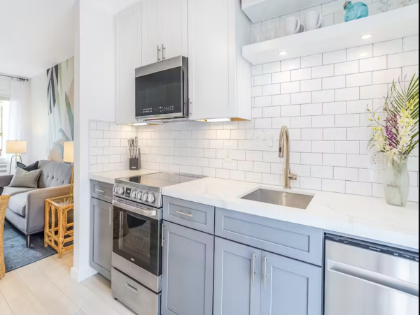 Beautifully Remodeled Condo in Kauai - Steps from the Beach