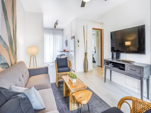 Beautifully Remodeled Condo in Kauai - Steps from the Beach